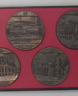 Комплект настольных медалей «В честь 300-летия статуса города Иркутска»