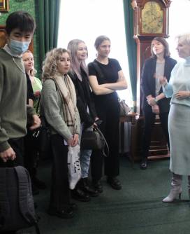 Подписание соглашения о сотрудничестве Иркутского музея декабристов с Иркутским областным колледжем культуры