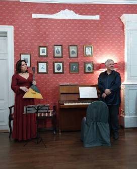 «Ваши строки живут: молодые, горячие, цельные!..»