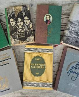 «Летний книжный дворик» в усадьбе Волконских
