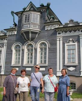 Гости из Туринска с визитом в Иркутском музее декабристов